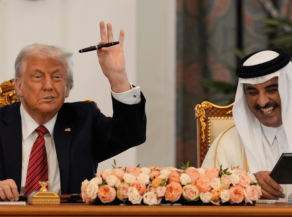 Trump and Witkoff Dine with Qatari PM Amid Tensions in Doha